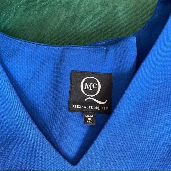 Alexander McQueen MCQ Cobalt Blue A-Line V-Neck Sleeveless Blouse EUC IT 40/US 4 - Picture 6 of 10